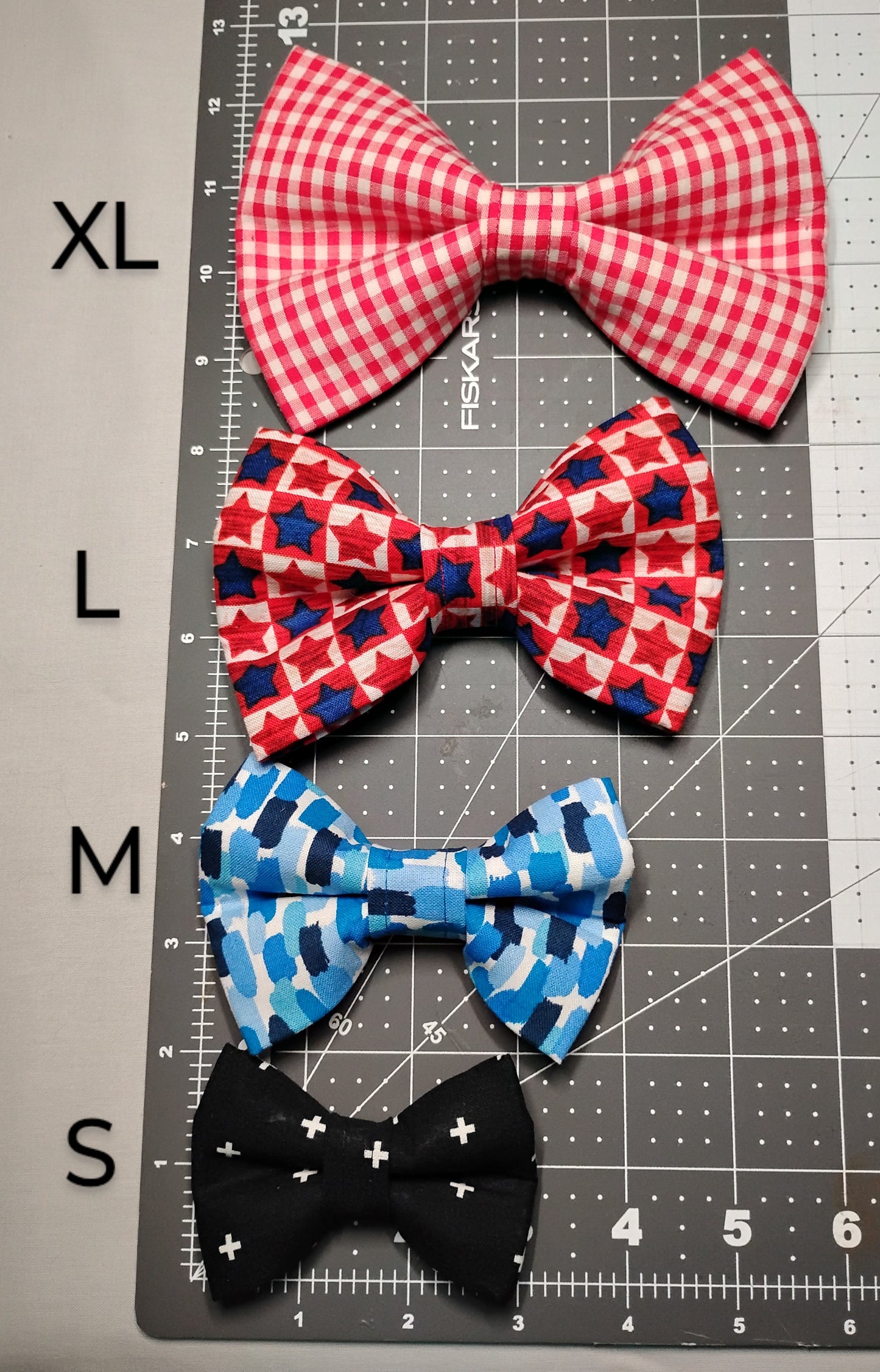 Peach & White Pet Bow Tie