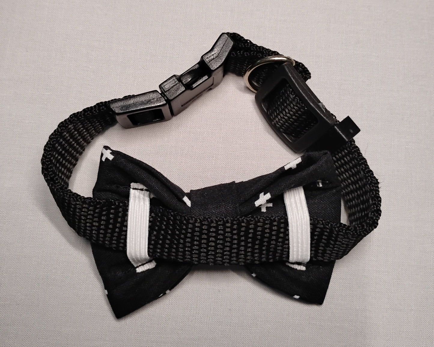 Black & White Pet Bow Tie