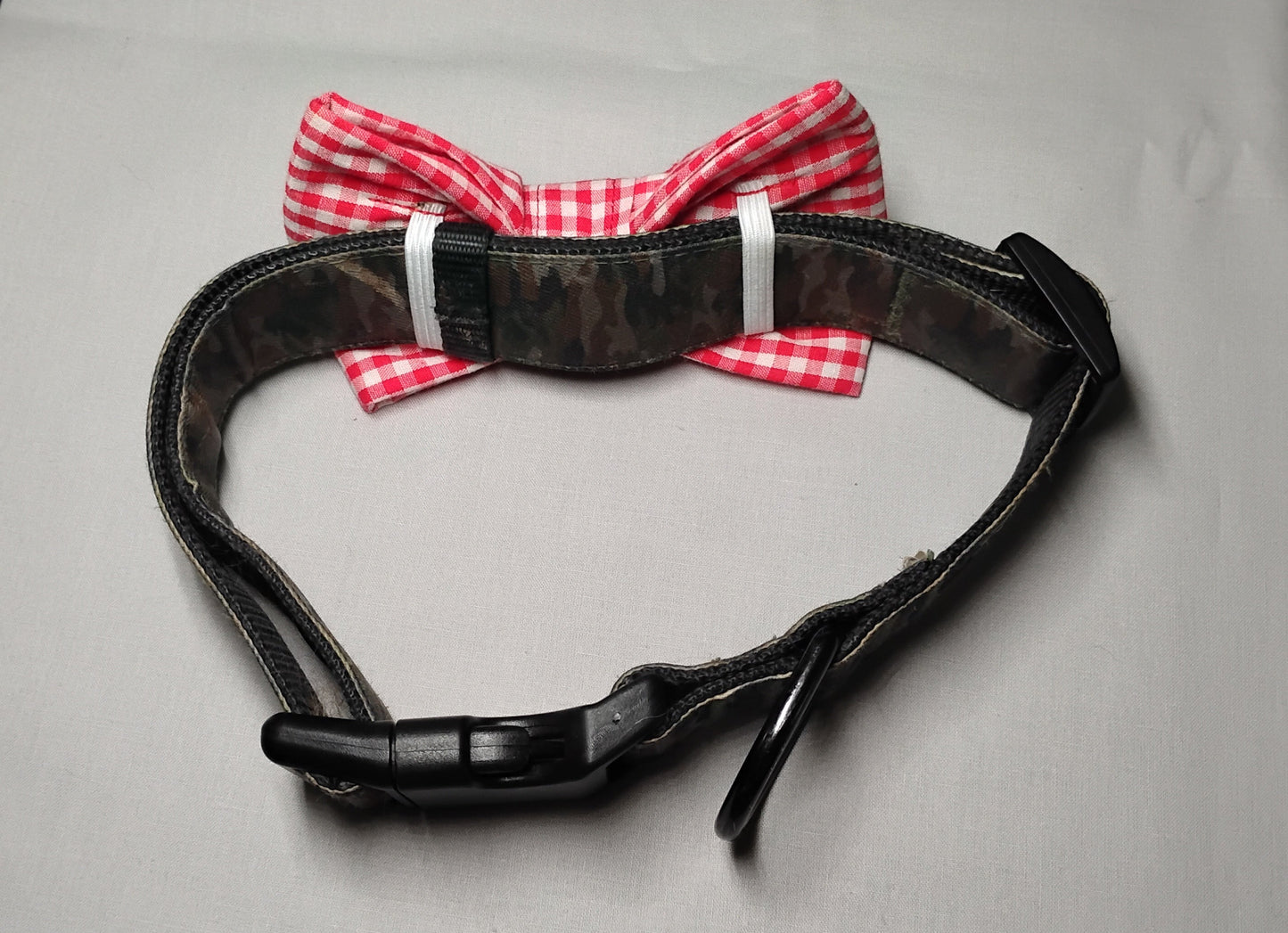 Red & White Checkered Pet Bow Tie