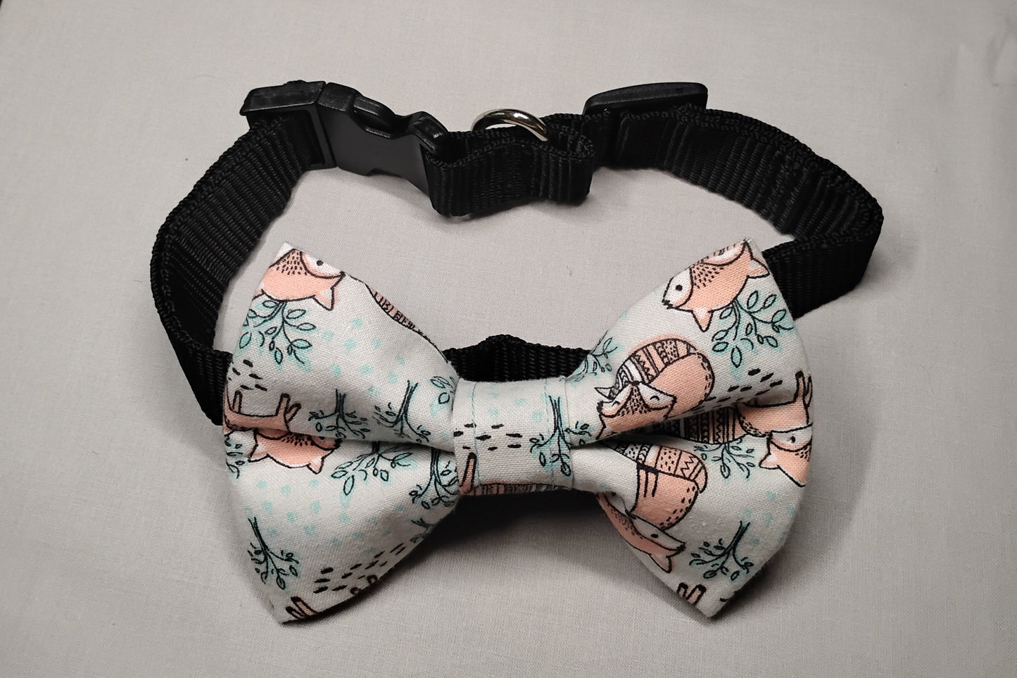 Gray with Foxes Pet Bow Tie